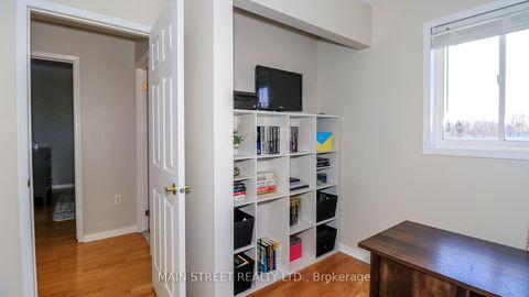 Photo 37 at 89 Silver Maple Crescent, Holly, Barrie