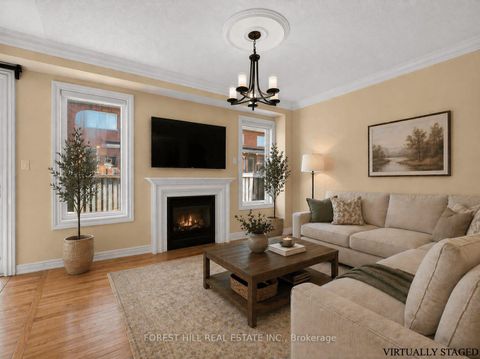 Photo 9 at 12 Stookes Crescent, Jefferson, Richmond Hill