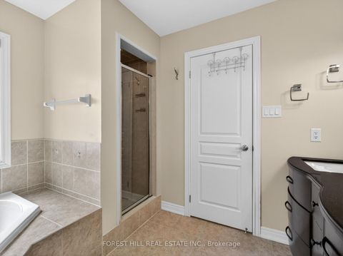 Photo 25 at 12 Stookes Crescent, Jefferson, Richmond Hill