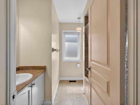 Photo 32 at 12 Stookes Crescent, Jefferson, Richmond Hill