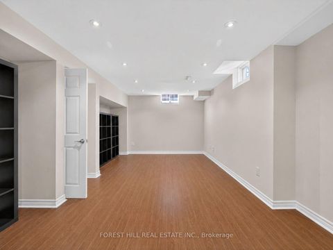 Photo 33 at 12 Stookes Crescent, Jefferson, Richmond Hill