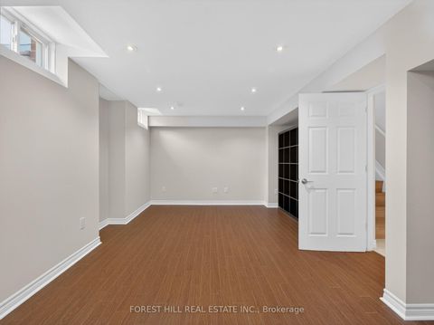 Photo 34 at 12 Stookes Crescent, Jefferson, Richmond Hill