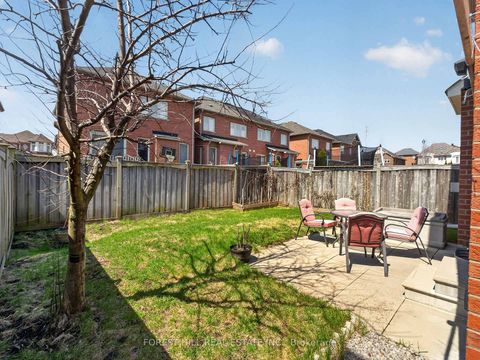 Photo 38 at 12 Stookes Crescent, Jefferson, Richmond Hill
