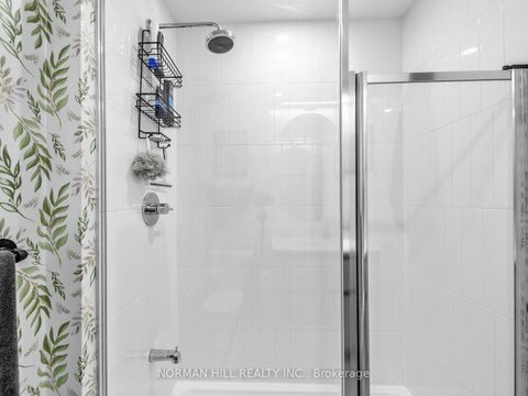 Photo 18 at 701 - 7950 Bathurst Street, Beverley Glen, Vaughan