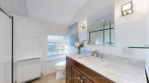 Photo 20 at 19 Strathgowan Crescent, Lawrence Park South, Toronto