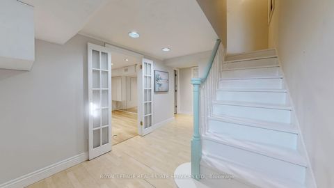 Photo 22 at 19 Strathgowan Crescent, Lawrence Park South, Toronto