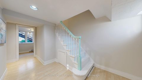 Photo 23 at 19 Strathgowan Crescent, Lawrence Park South, Toronto