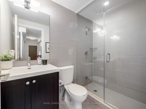 Photo 31 at 225 - 1 Old Mill Drive, Swansea, Toronto