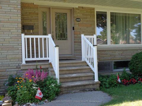 Photo 2 at 103 Holcolm Road, Willowdale West, Toronto
