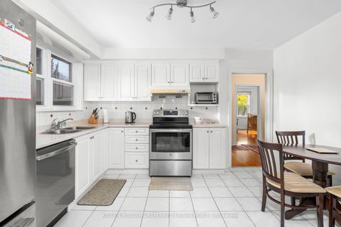 Photo 10 at 103 Holcolm Road, Willowdale West, Toronto