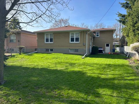 Photo 33 at 103 Holcolm Road, Willowdale West, Toronto