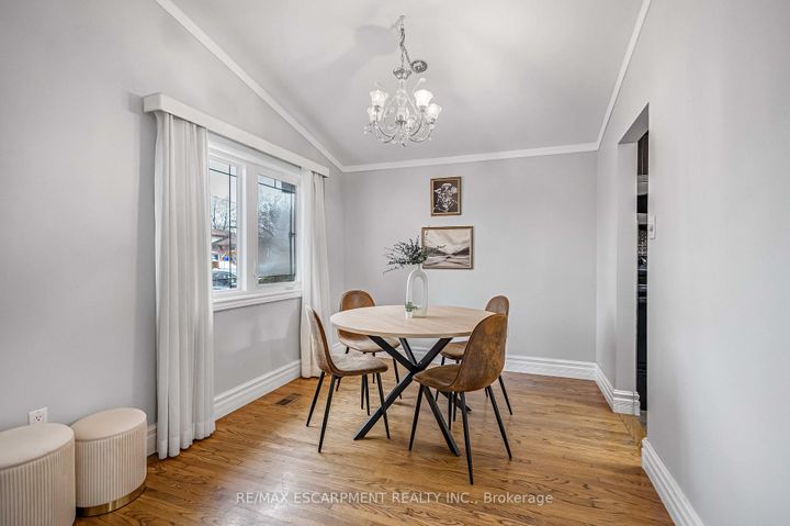 Photo 11 at 85 Ranchdale Drive, Thorner, Hamilton