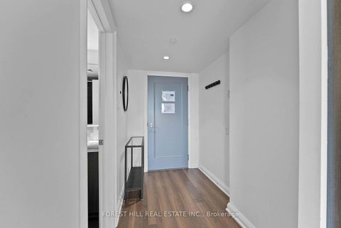 Photo 2 at 2917 - 155 Yorkville Avenue, Annex, Toronto