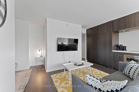 Photo 7 at 2917 - 155 Yorkville Avenue, Annex, Toronto