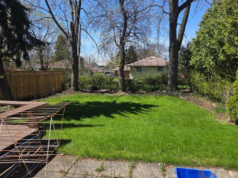Photo 4 at 8 Shaughnessy Boulevard, Henry Farm, Toronto