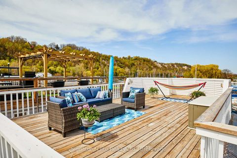 Photo 34 at 14 - 7 Brimley Road S, Cliffcrest, Toronto