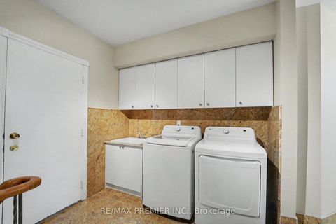 Photo 3 at 112 Bourbon Street, East Woodbridge, Vaughan