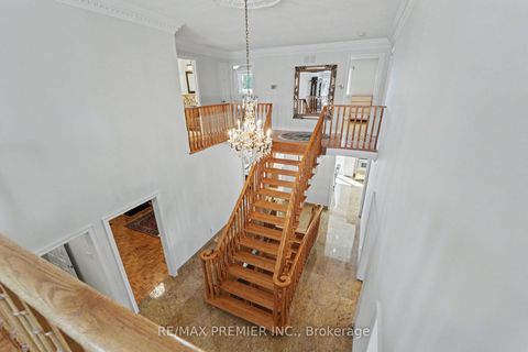 Photo 9 at 112 Bourbon Street, East Woodbridge, Vaughan