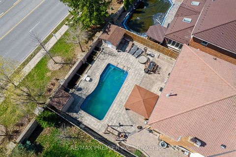 Photo 27 at 112 Bourbon Street, East Woodbridge, Vaughan