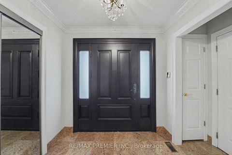 Photo 34 at 112 Bourbon Street, East Woodbridge, Vaughan