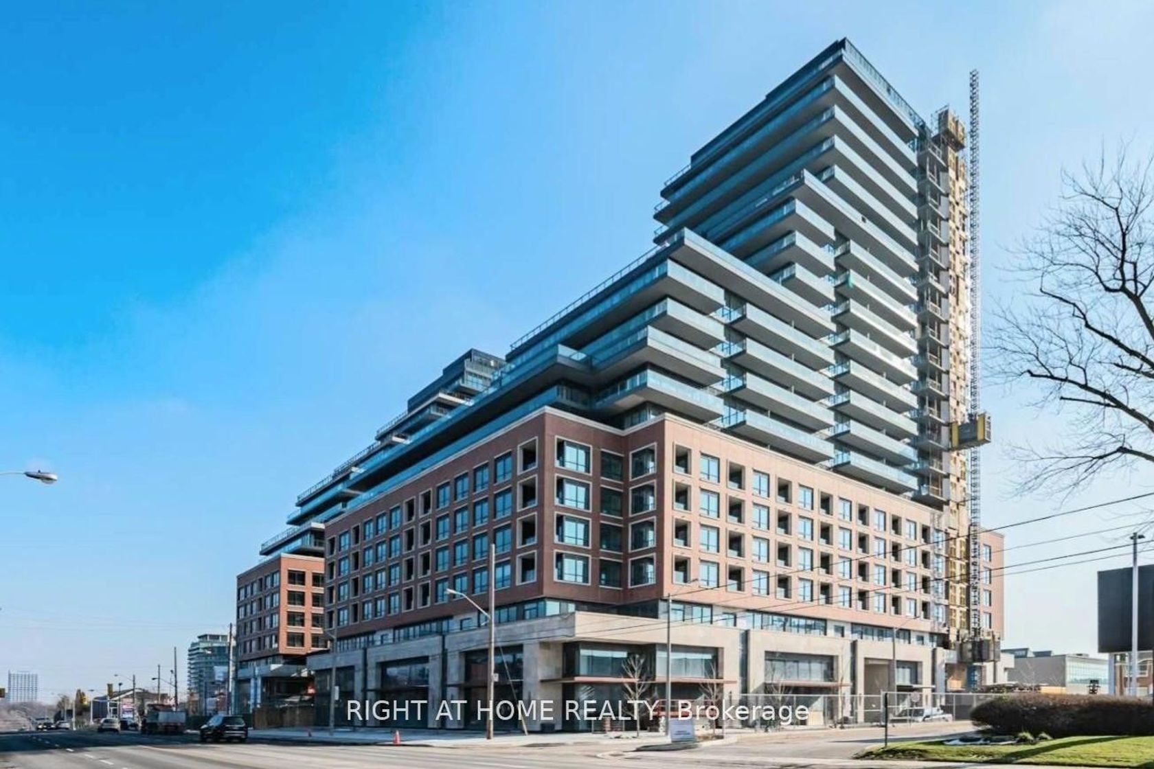 319 - 33 Frederick Todd Way W, Leaside, Toronto photo 5
