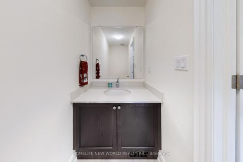 Photo 7 at 18 Bennington Road, Summerhill Estates, Newmarket
