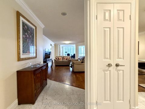 Photo 2 at 602 - 130 Carlton Street, South St. James Town, Toronto
