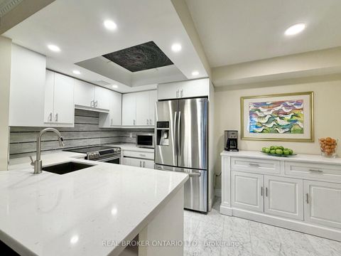 Photo 4 at 602 - 130 Carlton Street, South St. James Town, Toronto