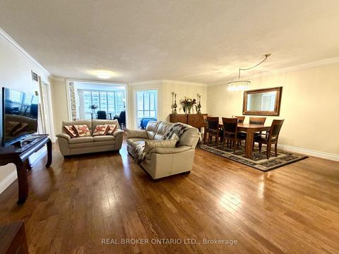 Photo 6 at 602 - 130 Carlton Street, South St. James Town, Toronto