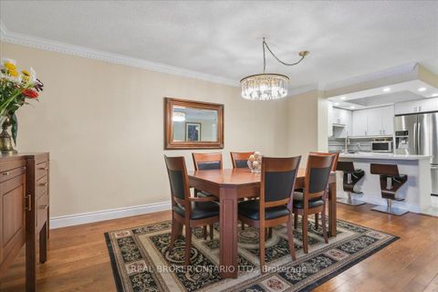 Photo 9 at 602 - 130 Carlton Street, South St. James Town, Toronto