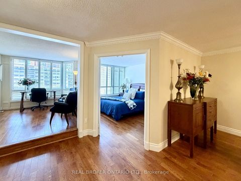 Photo 14 at 602 - 130 Carlton Street, South St. James Town, Toronto