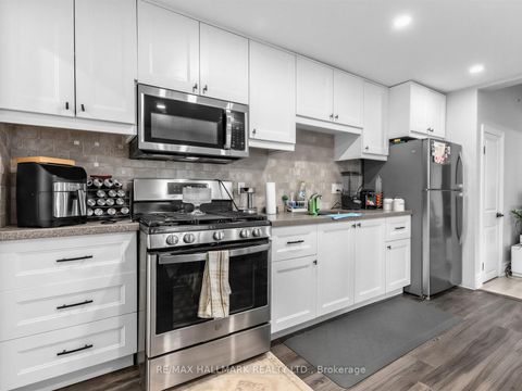 Photo 6 at 141 Palmerston Avenue, Little Italy, Toronto