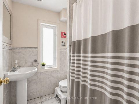 Photo 11 at 141 Palmerston Avenue, Little Italy, Toronto