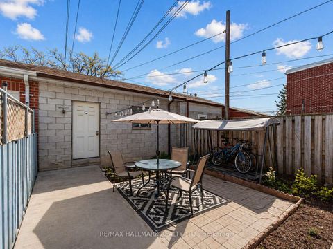 Photo 24 at 141 Palmerston Avenue, Little Italy, Toronto