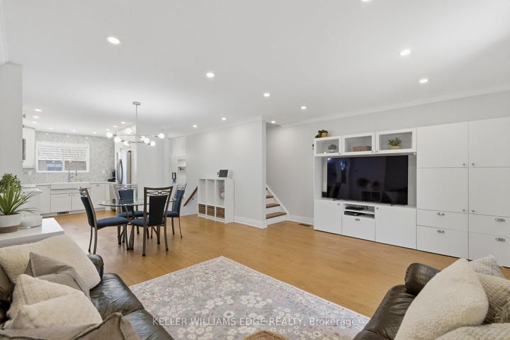 Photo 12 at 21 - 1520 Sixth Line, CP College Park, Oakville