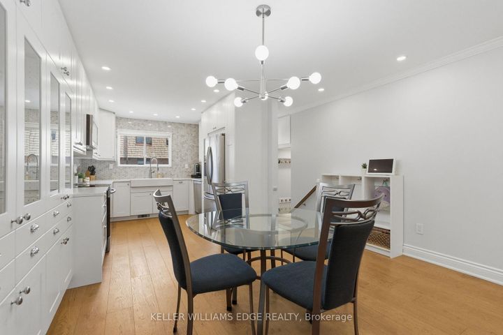 Photo 15 at 21 - 1520 Sixth Line, CP College Park, Oakville