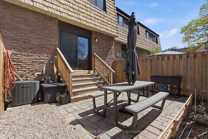 Photo 39 at 21 - 1520 Sixth Line, CP College Park, Oakville