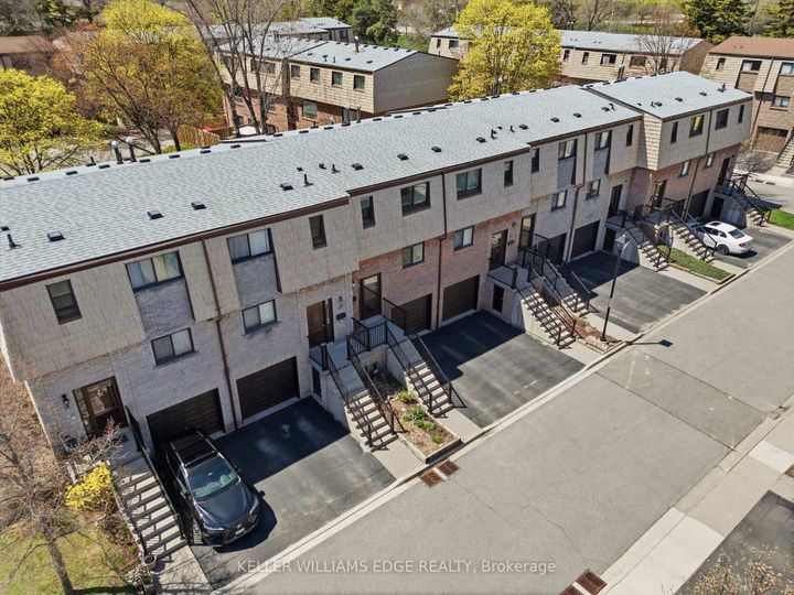 Photo 44 at 21 - 1520 Sixth Line, CP College Park, Oakville
