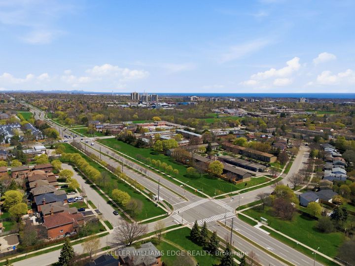 Photo 45 at 21 - 1520 Sixth Line, CP College Park, Oakville