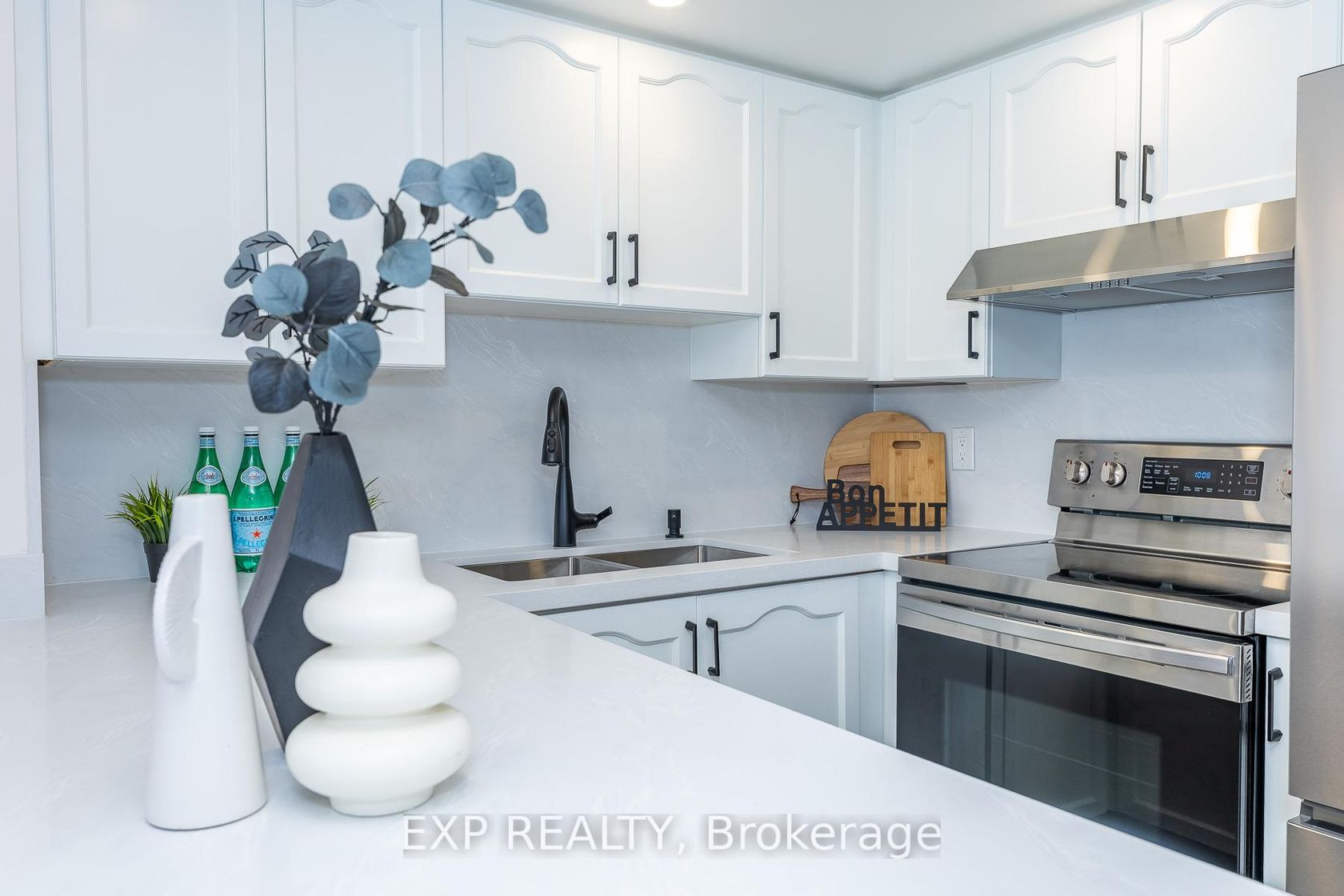 2143 - 105 George Appleton Way, CFB, Toronto 
