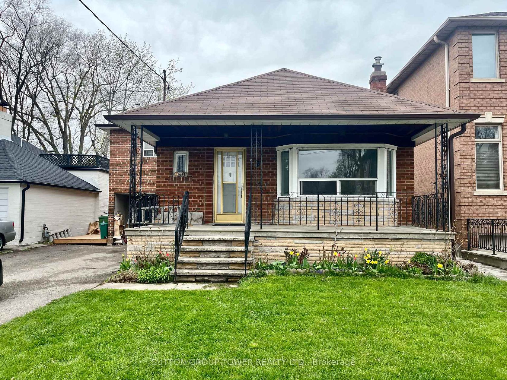 58 Shelborne Avenue, Nortown, Toronto photo number 2