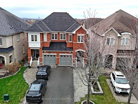 Photo 2 at 44 Westolivia Trail, Patterson, Vaughan