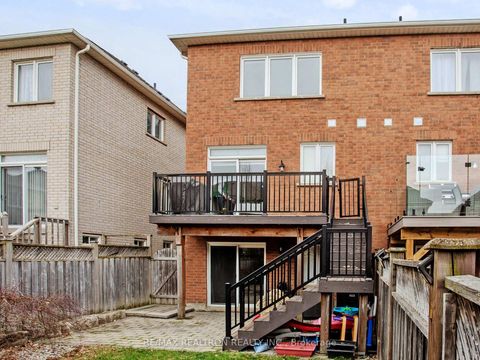 Photo 37 at 44 Westolivia Trail, Patterson, Vaughan