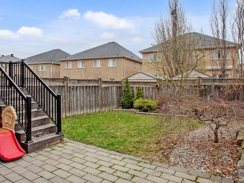 Photo 38 at 44 Westolivia Trail, Patterson, Vaughan