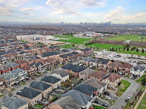 Photo 43 at 44 Westolivia Trail, Patterson, Vaughan