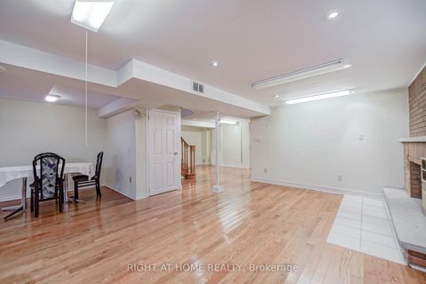 Photo 28 at 2 Lapworth Crescent, Steeles, Toronto
