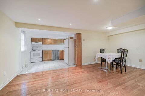 Photo 30 at 2 Lapworth Crescent, Steeles, Toronto