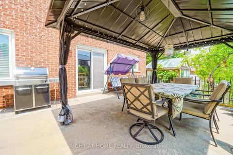Photo 37 at 2 Lapworth Crescent, Steeles, Toronto
