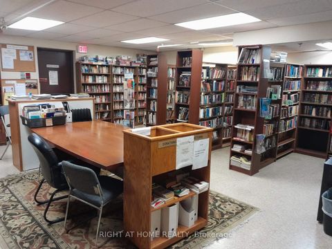 Photo 27 at 2803 - 33 Harbour Square, Waterfront Communities C1, Toronto