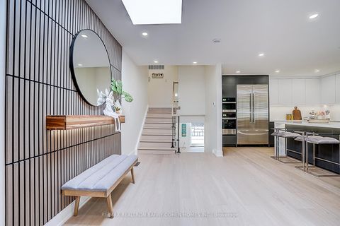 Photo 14 at 34 Elliotwood Court, Windfields, Toronto